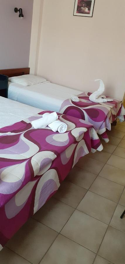 New Pantheon Hotel Kaména Voúrla Eksteriør bilde